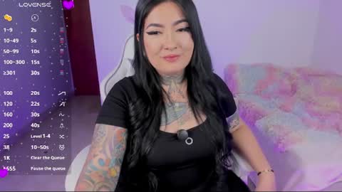 Snapshot of heey_kitty chatting on June 17, 2026, 12:02 am IM EMY online show from June 17, 2026, 12:02 am