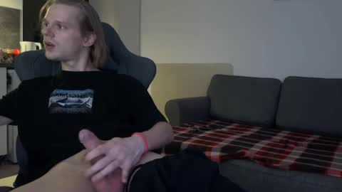 Snapshot of heey_nick chatting on December 2, 2024, 4:20 pm Nick online show from December 2, 2024, 4:20 pm