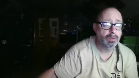 Snapshot of heguy46 chatting on May 17, 2026, 7:28 am heguy46 online show from May 17, 2026, 7:28 am