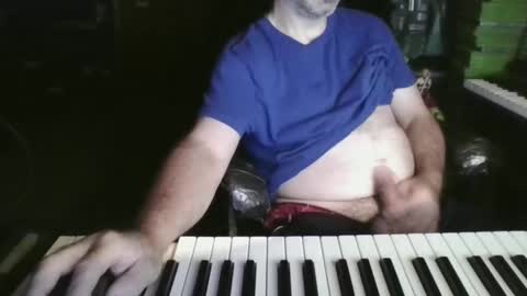 Snapshot of heguy46 chatting on June 11, 2026, 6:44 am heguy46 online show from June 11, 2026, 6:44 am