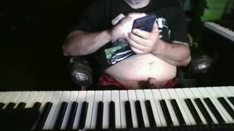 Snapshot of heguy46 chatting on June 17, 2026, 6:27 am heguy46 online show from June 17, 2026, 6:27 am