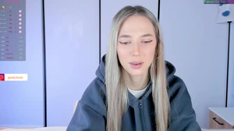 Snapshot of heidas_passion chatting on January 20, 2025, 6:10 am Heida online show from January 20, 2025, 6:10 am