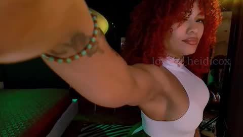 Snapshot of heidicox chatting on November 23, 2025, 2:00 am Heidi online show from November 23, 2025, 2:00 am