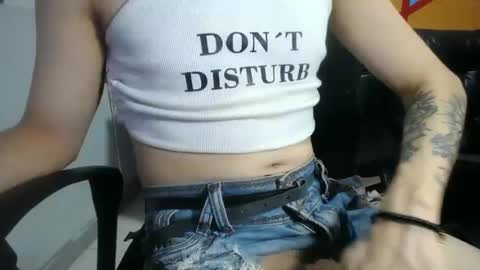 Snapshot of heidy_sumers chatting on February 11, 2025, 6:44 pm Heidy Sumers online show from February 11, 2025, 6:44 pm