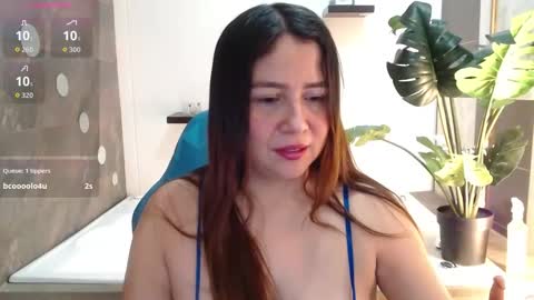 Snapshot of heidy_wells chatting on May 11, 2026, 12:33 pm Heidy online show from May 11, 2026, 12:33 pm