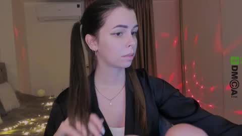 Heiley online show from March 10, 2025, 9:07 pm