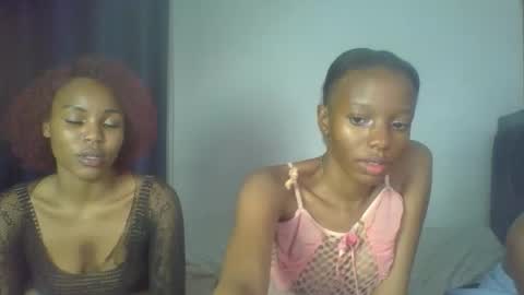 Snapshot of heilybunny chatting on April 21, 2026, 2:51 am heilybunny online show from April 21, 2026, 2:51 am