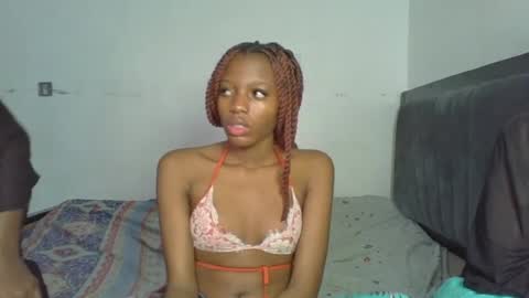 Snapshot of heilybunny chatting on May 31, 2026, 10:44 am heilybunny online show from May 31, 2026, 10:44 am