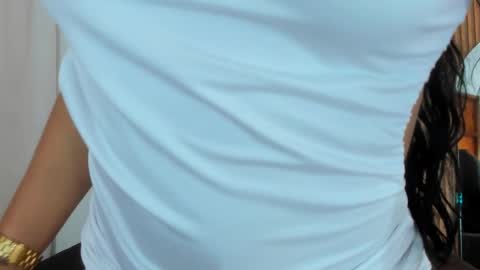 Snapshot of heilyn_ross chatting on March 8, 2026, 1:04 pm Heilyn online show from March 8, 2026, 1:04 pm