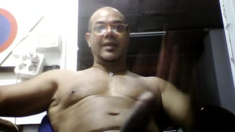Snapshot of heistt chatting on August 7, 2026, 9:06 pm Heist Stein online show from August 7, 2026, 9:06 pm