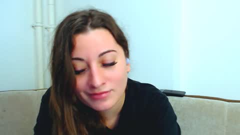 helen_adams_ online show from December 24, 2024, 5:49 am