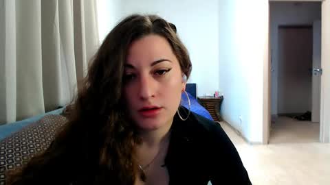 Snapshot of helen_adams_ chatting on May 5, 2026, 6:10 am helen_adams_ online show from May 5, 2026, 6:10 am