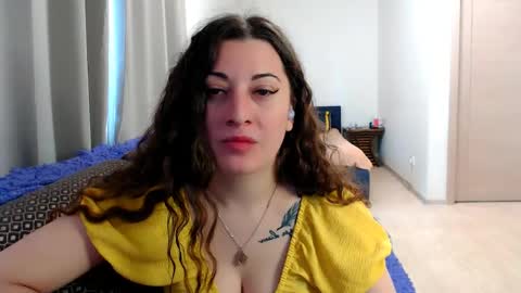 Snapshot of helen_adams_ chatting on May 13, 2026, 5:27 am helen_adams_ online show from May 13, 2026, 5:27 am