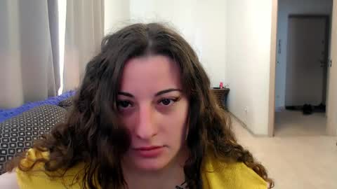 Snapshot of helen_adams_ chatting on May 18, 2026, 6:08 am helen_adams_ online show from May 18, 2026, 6:08 am