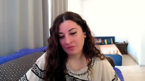 Snapshot of helen_adams_ chatting on June 2, 2026, 6:48 am helen_adams_ online show from June 2, 2026, 6:48 am