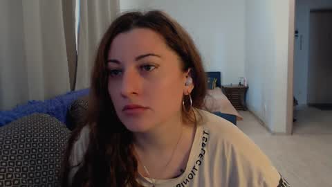 helen_adams_ online show from July 6, 2026, 6:10 am