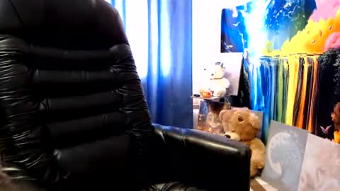 Snapshot of helen_bee chatting on July 26, 2026, 10:55 am Tanya online show from July 26, 2026, 10:55 am