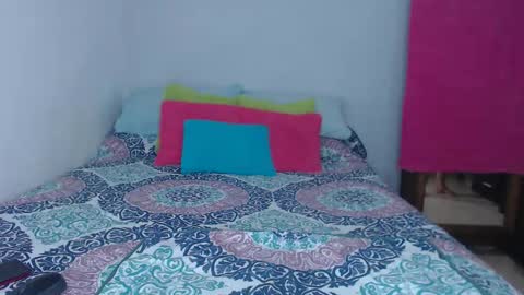 Snapshot of helen_lya chatting on November 24, 2025, 7:46 pm Helen online show from November 24, 2025, 7:46 pm