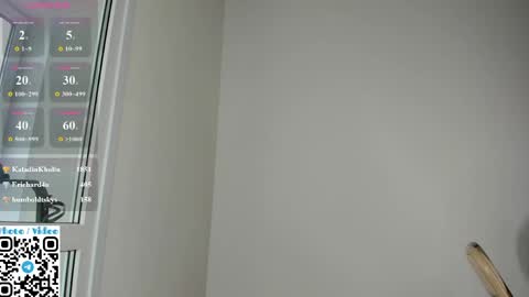 Snapshot of helen_sparkk chatting on May 15, 2026, 11:23 pm helen_sparkk online show from May 15, 2026, 11:23 pm