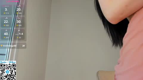 Snapshot of helen_sparkk chatting on June 29, 2026, 1:12 am helen_sparkk online show from June 29, 2026, 1:12 am