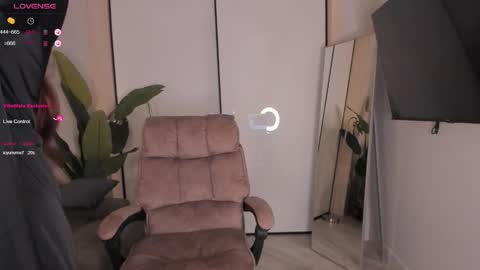 Snapshot of helena_lorente chatting on October 28, 2025, 3:14 pm Helen online show from October 28, 2025, 3:14 pm