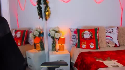 Snapshot of helena_santos01 chatting on November 15, 2025, 9:32 pm Helena Santos online show from November 15, 2025, 9:32 pm