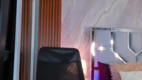 Helena Santos  online show from July 11, 2026, 10:40 am