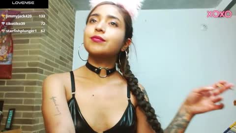 Snapshot of helenacyruss666 chatting on January 11, 2025, 3:23 am Only 18 cyrus online show from January 11, 2025, 3:23 am