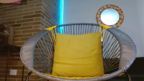 Snapshot of helenacyruss666 chatting on February 26, 2025, 8:22 pm Only 18 cyrus online show from February 26, 2025, 8:22 pm