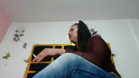 Snapshot of helenahotwet chatting on January 28, 2025, 6:49 pm helenahotwet online show from January 28, 2025, 6:49 pm