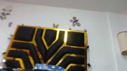 Snapshot of helenahotwet chatting on October 12, 2025, 1:10 pm helenahotwet online show from October 12, 2025, 1:10 pm