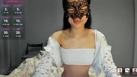 Hi I am Helen online show from May 17, 2026, 2:09 am