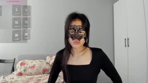 Hi I am Helen online show from May 25, 2026, 2:06 am