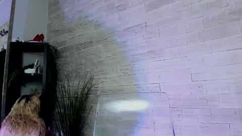 Helen online show from April 28, 2026, 5:01 am