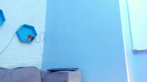    online show from February 18, 2025, 2:16 pm