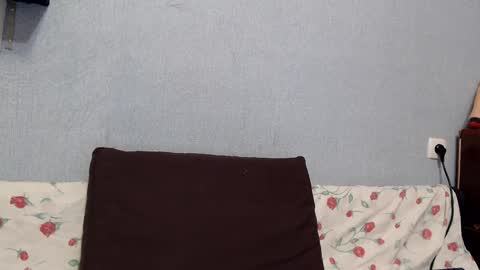 Snapshot of helenred chatting on January 19, 2025, 10:17 am HelenRed online show from January 19, 2025, 10:17 am