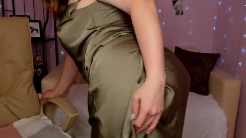 Snapshot of helens_lov chatting on January 12, 2025, 4:42 am Helen online show from January 12, 2025, 4:42 am