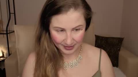 Snapshot of helens_lov chatting on November 6, 2025, 2:34 am Helen online show from November 6, 2025, 2:34 am