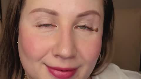 Snapshot of helens_lov chatting on November 20, 2025, 2:34 am Helen online show from November 20, 2025, 2:34 am