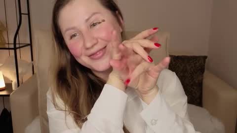 Snapshot of helens_lov chatting on December 4, 2025, 7:39 am Helen online show from December 4, 2025, 7:39 am