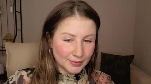 Helen online show from April 23, 2026, 2:35 am