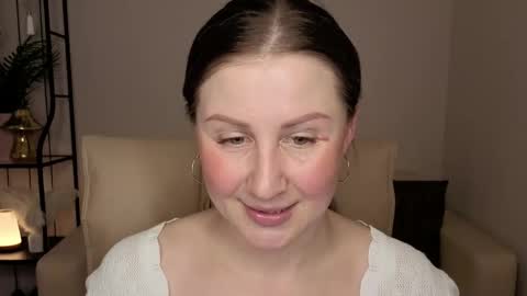 Helen online show from May 4, 2026, 9:05 am