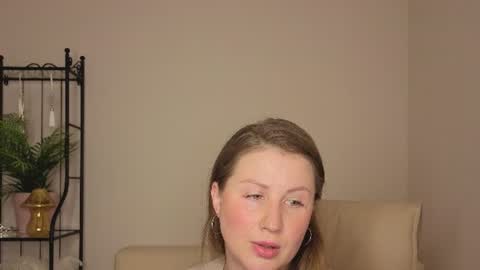 Helen online show from July 2, 2026, 2:33 am