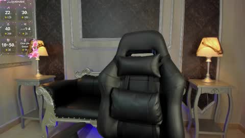 Helen or Hells online show from October 16, 2025, 12:28 pm