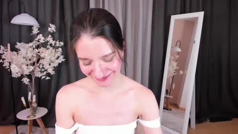 Helen online show from March 2, 2025, 5:44 am