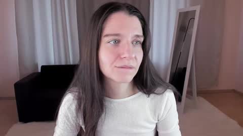 Helen online show from September 23, 2025, 2:14 am