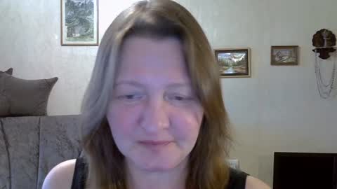 Snapshot of helgacharming chatting on July 10, 2026, 2:49 am helgacharming online show from July 10, 2026, 2:49 am