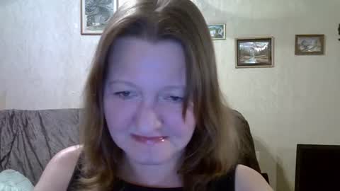 Snapshot of helgacharming chatting on July 22, 2026, 10:23 pm helgacharming online show from July 22, 2026, 10:23 pm