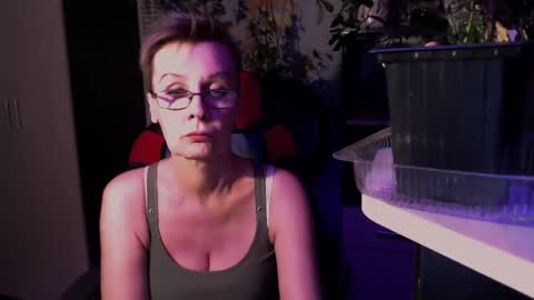 Snapshot of helgahimmele chatting on June 2, 2026, 9:06 pm Helga online show from June 2, 2026, 9:06 pm