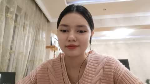 Snapshot of helgakraszewski chatting on December 17, 2025, 6:47 pm Alice online show from December 17, 2025, 6:47 pm